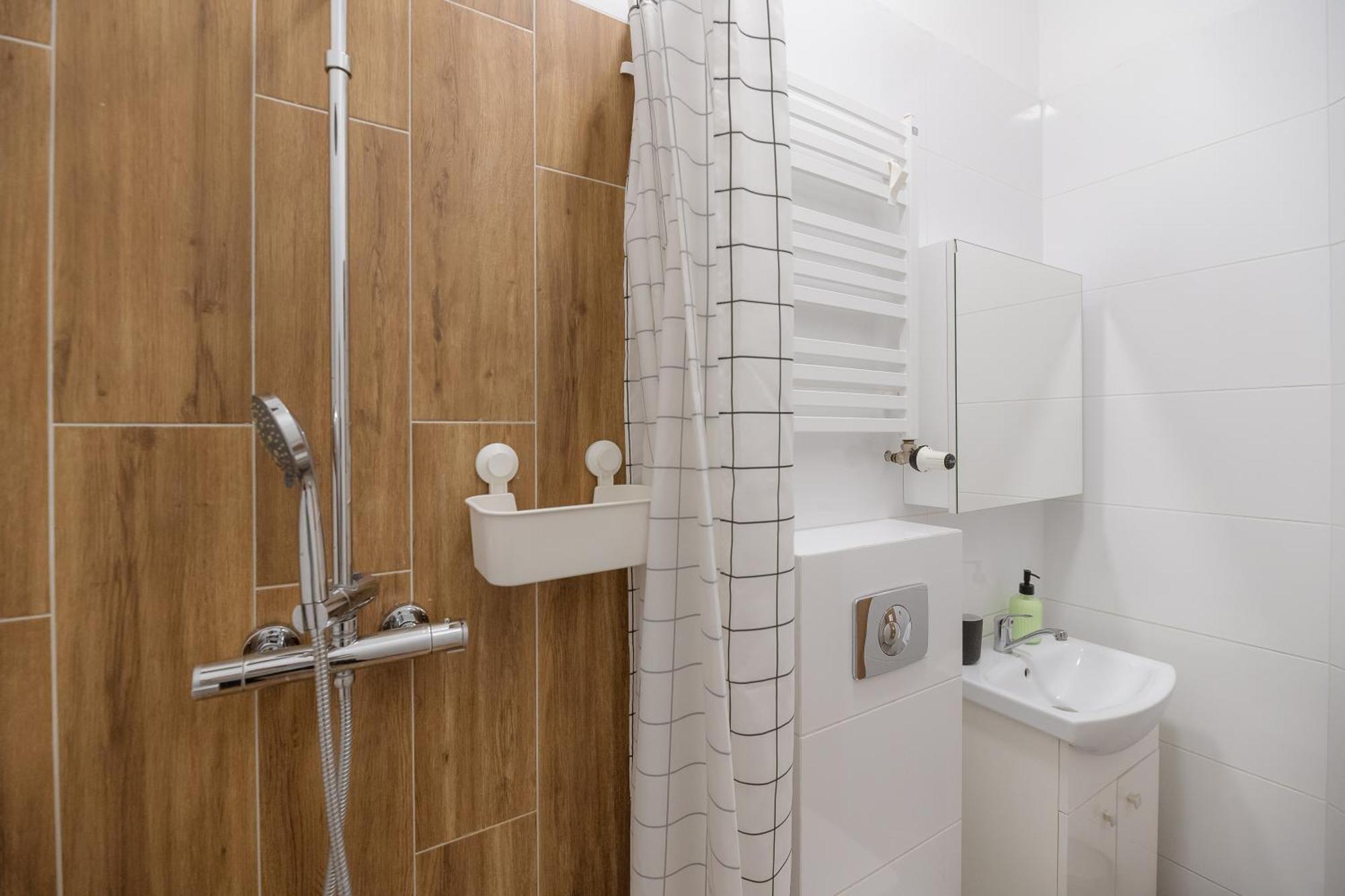 Cozy Near Old Town Apartment