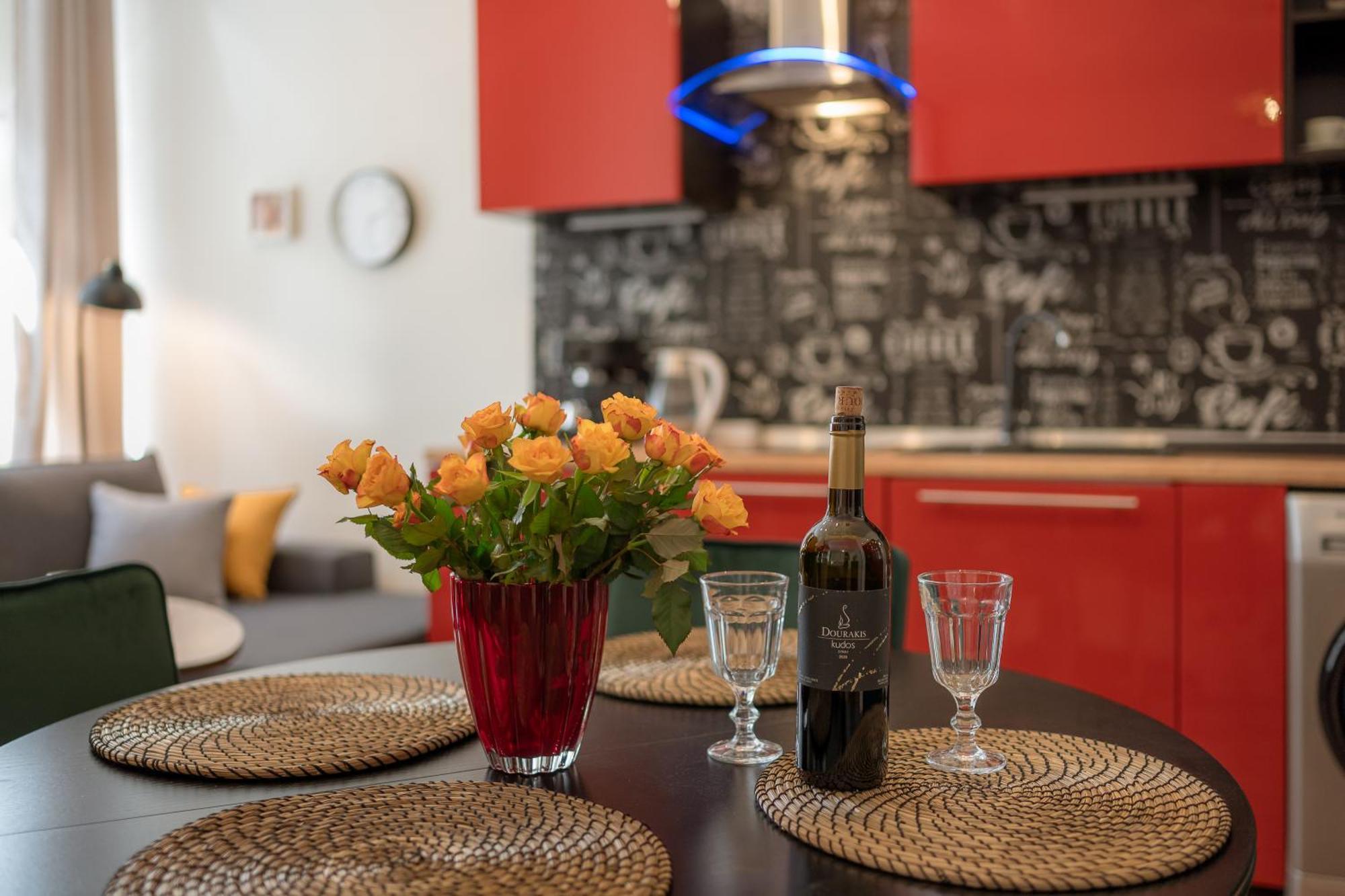 Apartment Cozy Near Old Town