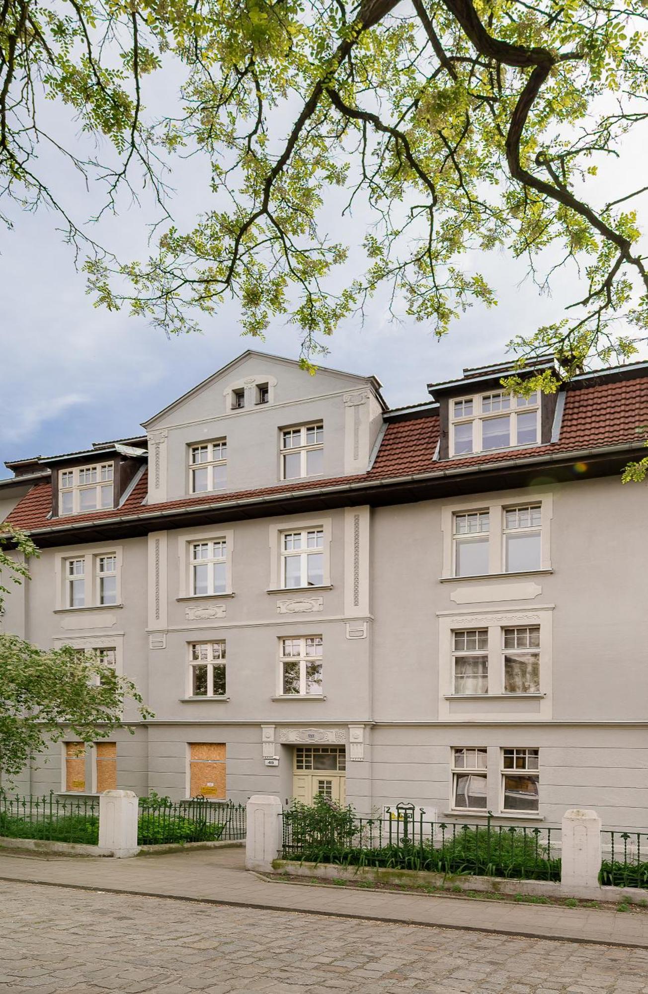 Cozy Near Old Town